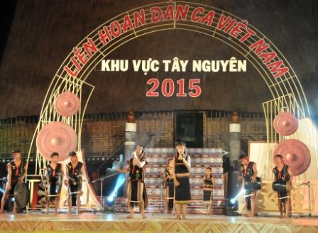 Liên hoan Dân ca Việt Nam 2015 - Khu vực Tây Nguyên, những sắc màu văn hóa